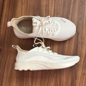 Puma Cream and White Athletic Shoes